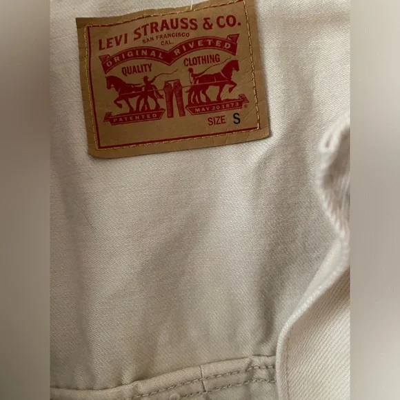 Levi’s Off-white Cream Denim Jacket - Picture 3 of 3